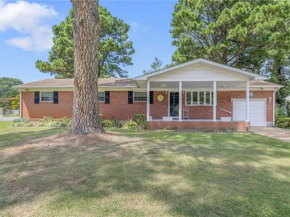 1205 Wingfield Ave, Chesapeake, VA 23325