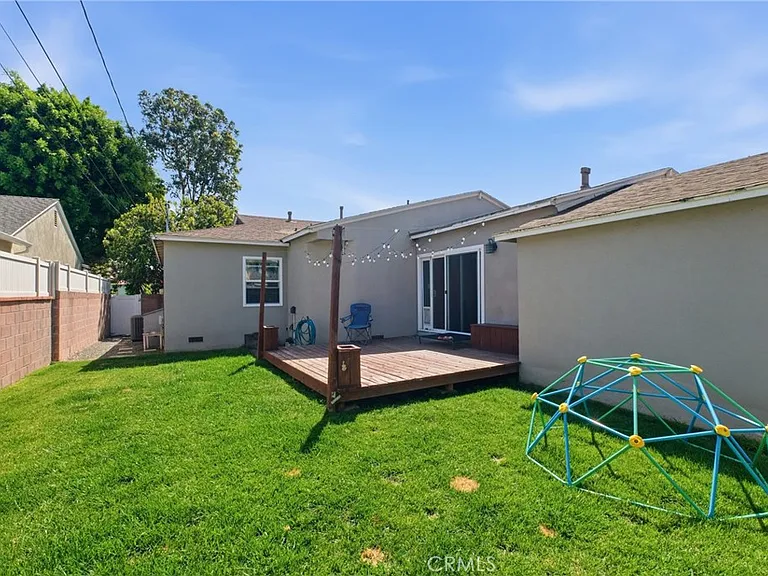 3403 Roxanne Ave — Photo 3