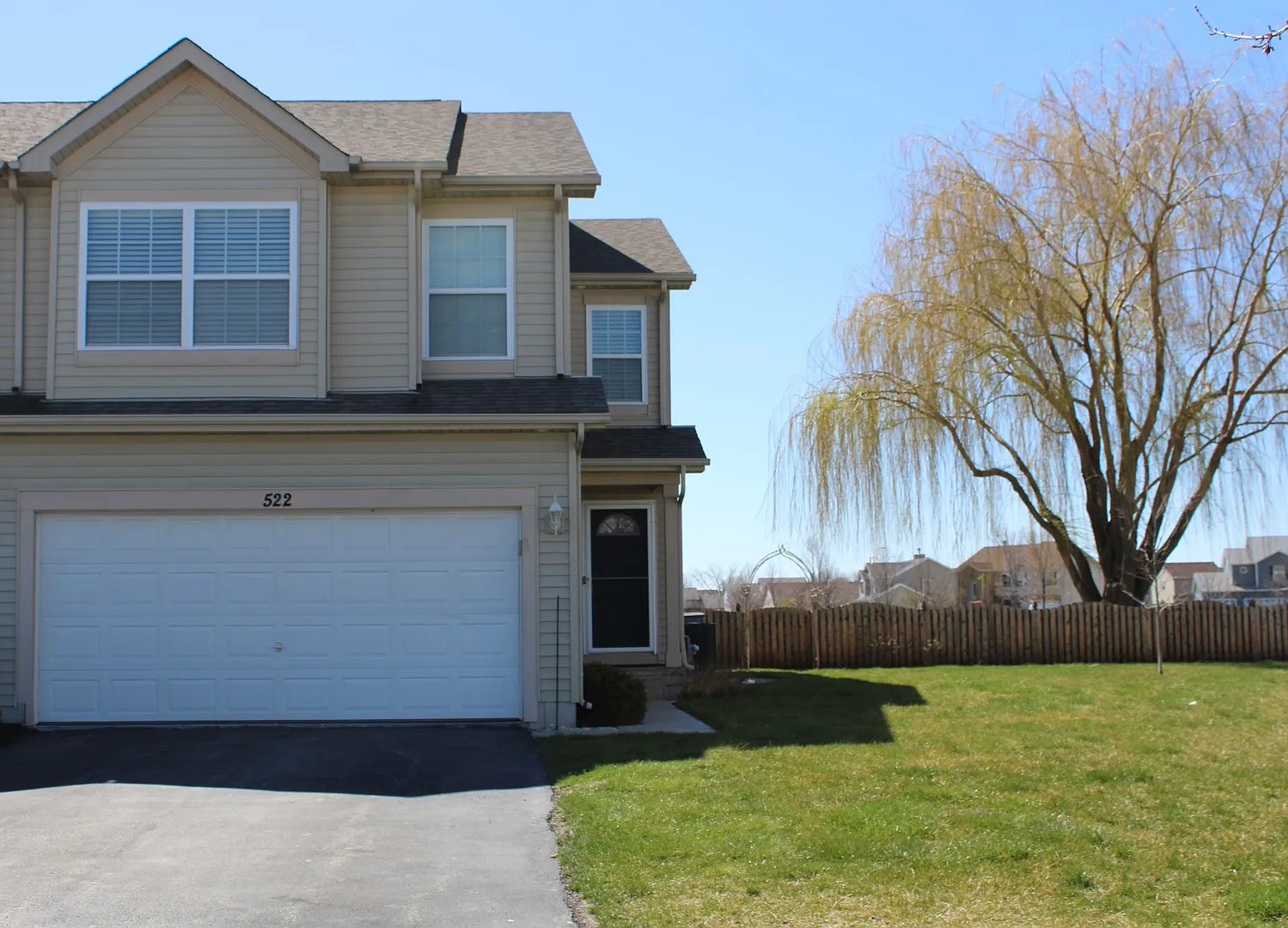 522 Lily Ct photo 1