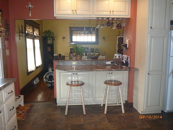 5th image of 432 Lowe St S