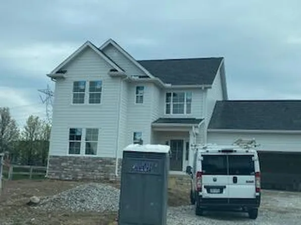 2335 Jaxton Ct, Lewis Center, OH 43035