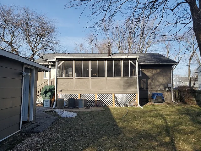 450 E Mulberry Ct — Photo 17