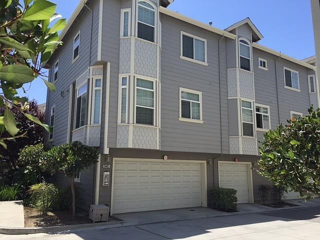 1st image of 2442 Strohmeyer Ct