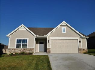 309 Crestview Ct, Raymore, MO 64083