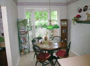 917 Taborlake Ct, Lexington, KY