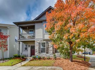 822 Regal Ln, Atlanta, GA 30331