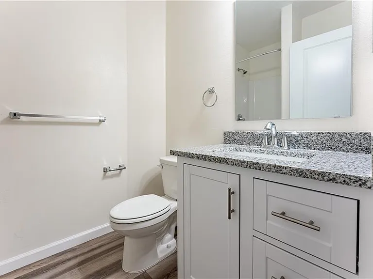 2015 Bates Ave #1 — Photo 3