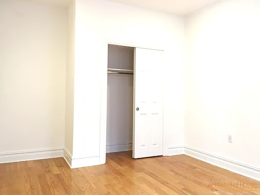 Rented by aptsandlofts.com | media 8