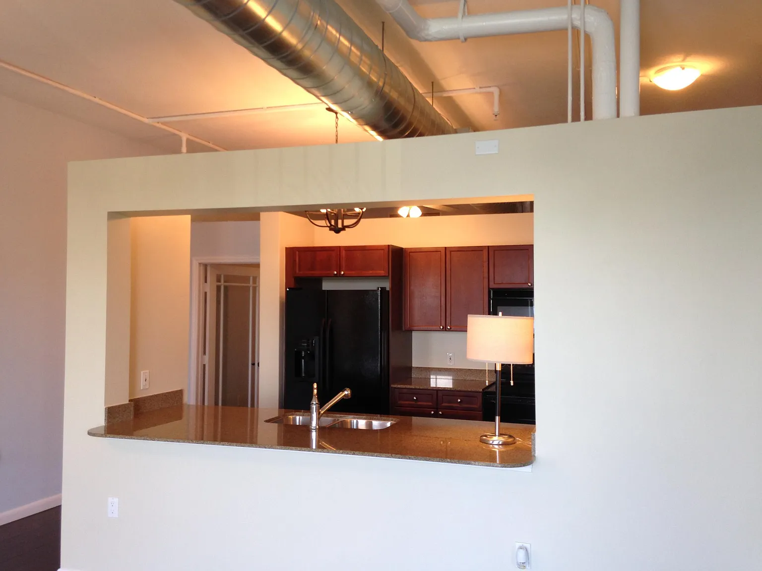 1 bed, 1.0 bath, 1038 sqft, $2,750 — Photo 3