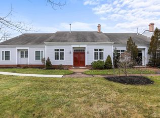 5 Chadwick Ln #B, Monroe Township, NJ 08831