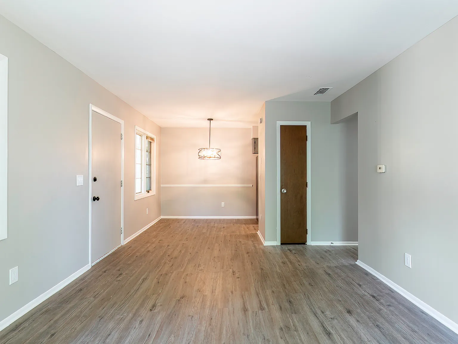 2 bed, 853 sqft, $1,295 — Photo 4