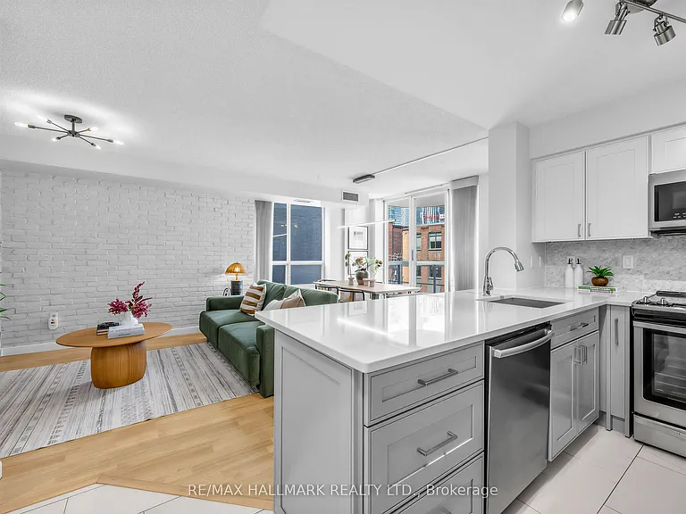 311 Richmond St E #303 — Photo 8