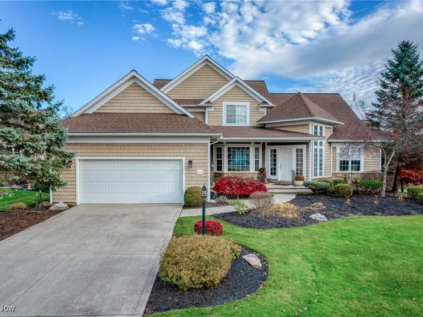 37276 Wexford Dr, Solon, OH 44139