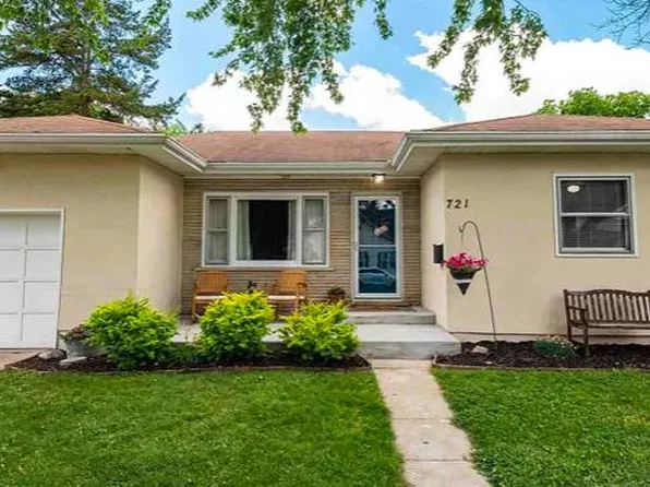 721 N Jackson St, Auburn, IN 46706