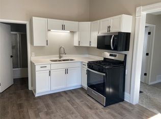 3910 12th St, Des Moines, IA 50313