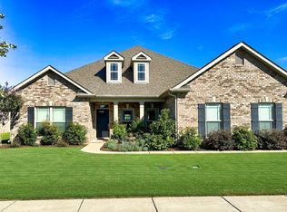 22 Youpon Dr SW, Huntsville, AL 35824