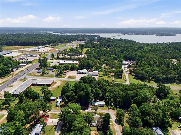 4th image of N/a Moose Dr