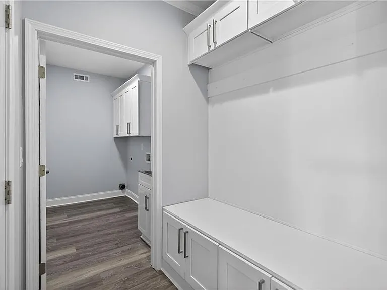 1226 Bloomsbury Ln — Photo 14