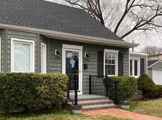 5 Jadwin St, Valley Stream, NY 11581