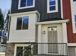 12122 NE 193rd Ln #E, Bothell, WA 98011