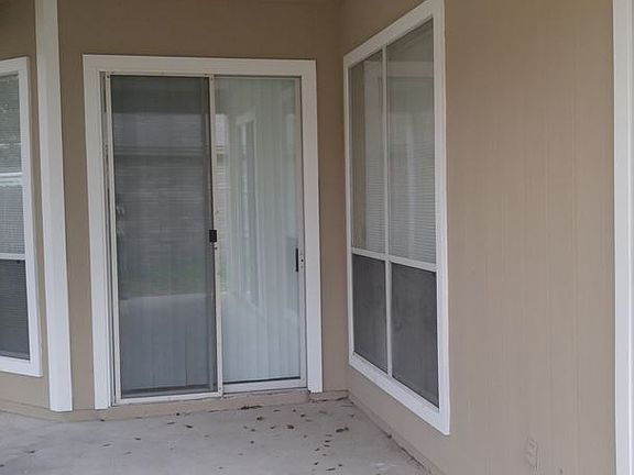 5th image of 8079 Sun Valley Dr