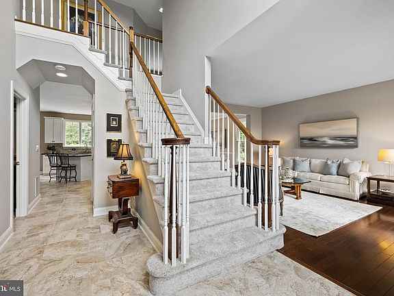 4th image of 2111 Owen Farm Ct