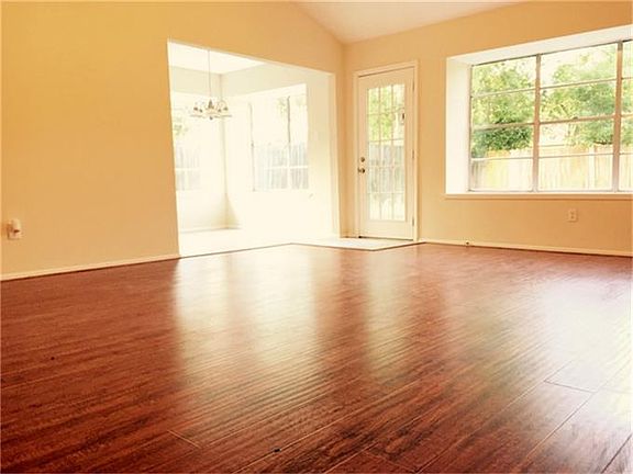 4th image of 7950 Bunker Wood Ln
