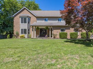 5155 W Timberwood Dr, Newburgh, IN 47630