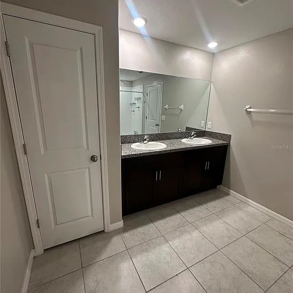 10236 Bright Crystal Ave — Photo 27