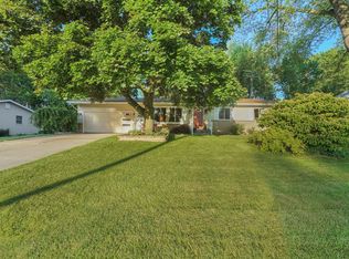 4614 Morningside Dr SE, Kentwood, MI 49512