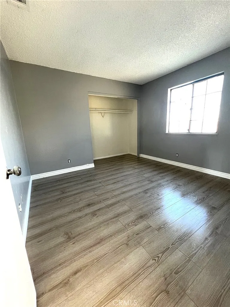3 bed, 2134 sqft, $2,850 — Photo 3