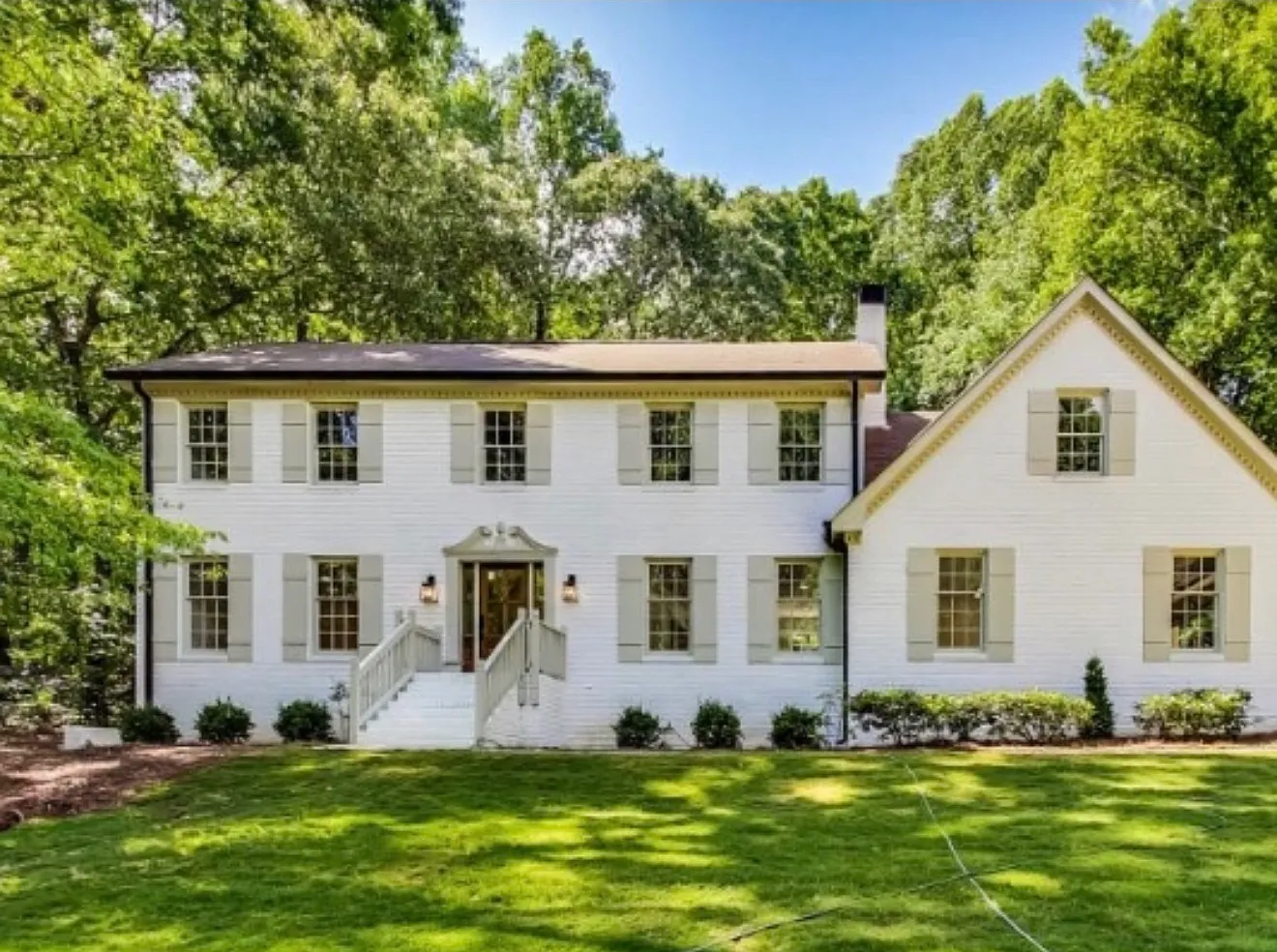5 bed, 3.5 bath, 3983 sqft, $3,500 — Photo 1
