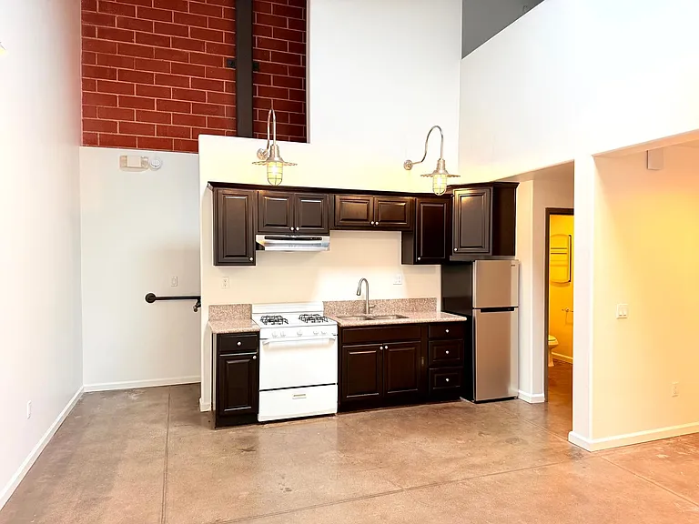 1734 N. Main St.,/ 633 Gibbons Street — Photo 25
