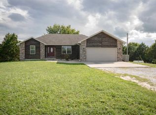 260 Leyland Dr, Sparta, MO 65753