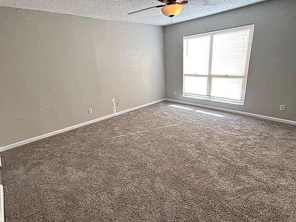 2nd image of 1901 Kingswood Ct #1907