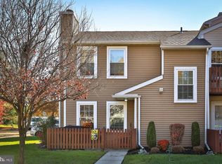 16 Woodbine Ct, Horsham, PA 19044