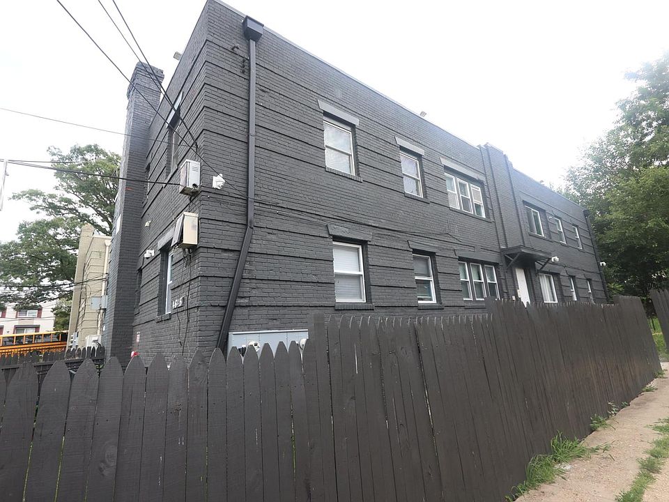 1st image of 4645 Hillside Rd SE #3