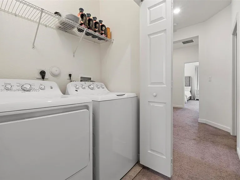 9000 NW 183rd St #9000 — Photo 21