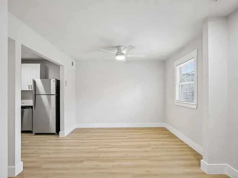 Chateau Apartments - Newly Renovated 1, 2 & 3-Bedrooms at 24th & Hillsboro Village — Photo 50