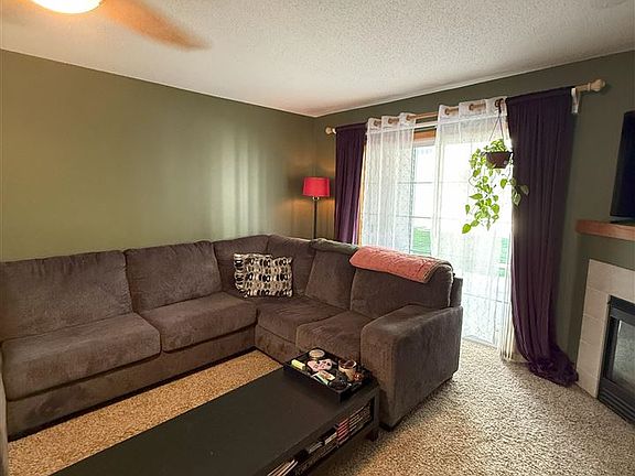 3rd image of 10 Cherry Ct APT 2