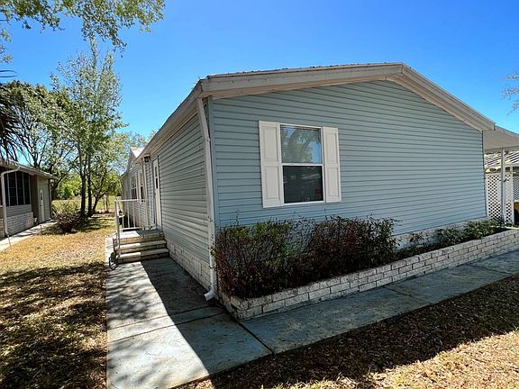 3rd image of 5276 Martingale Ln