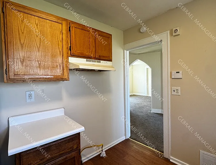 1549 Ryan St — Photo 14