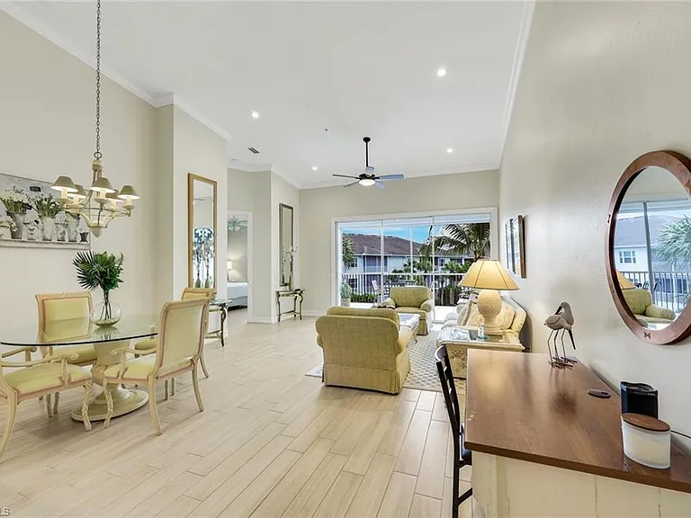 800 Breakaway Ln #203 — Photo 4