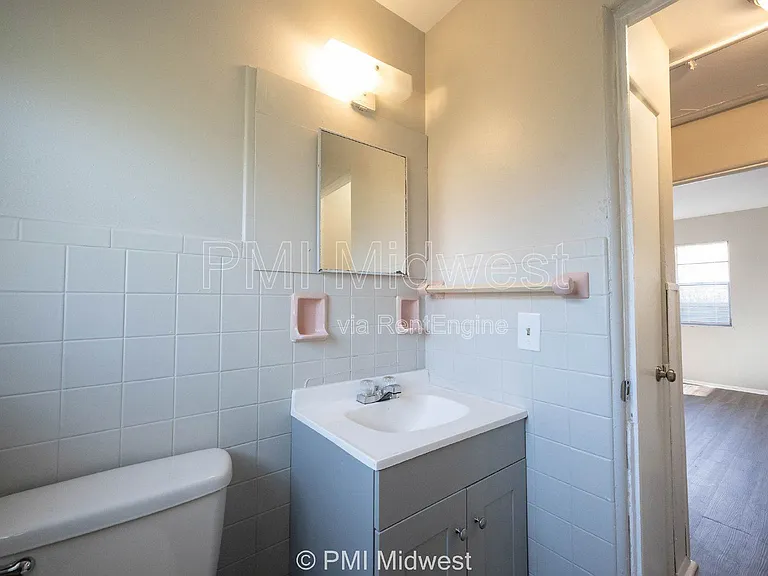 5843 Woodside Dr — Photo 13