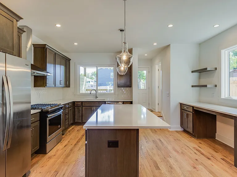 1822A 16th Ave N #1 — Photo 33