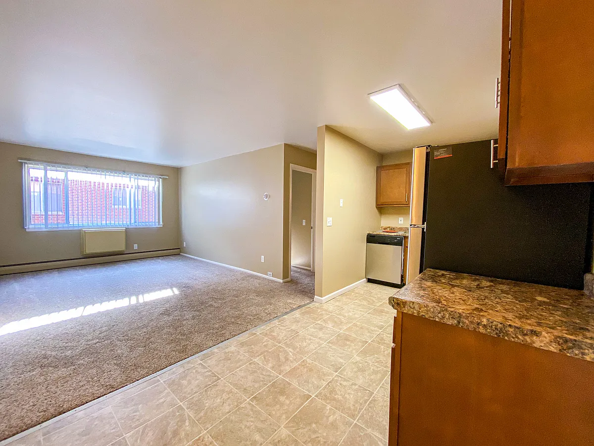 Building Photo - 2311 Badger Pkwy #5