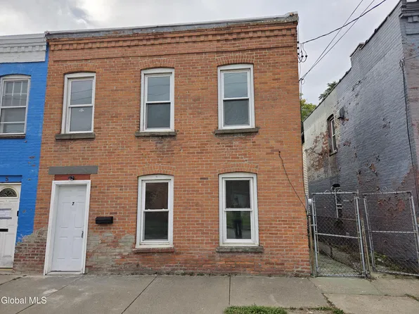 7 Smith Avenue, Troy, NY 12180