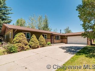 715 Phoenix Dr, Cheyenne, WY 82001