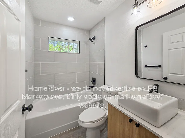 6851 SE 23rd Ave — Photo 17