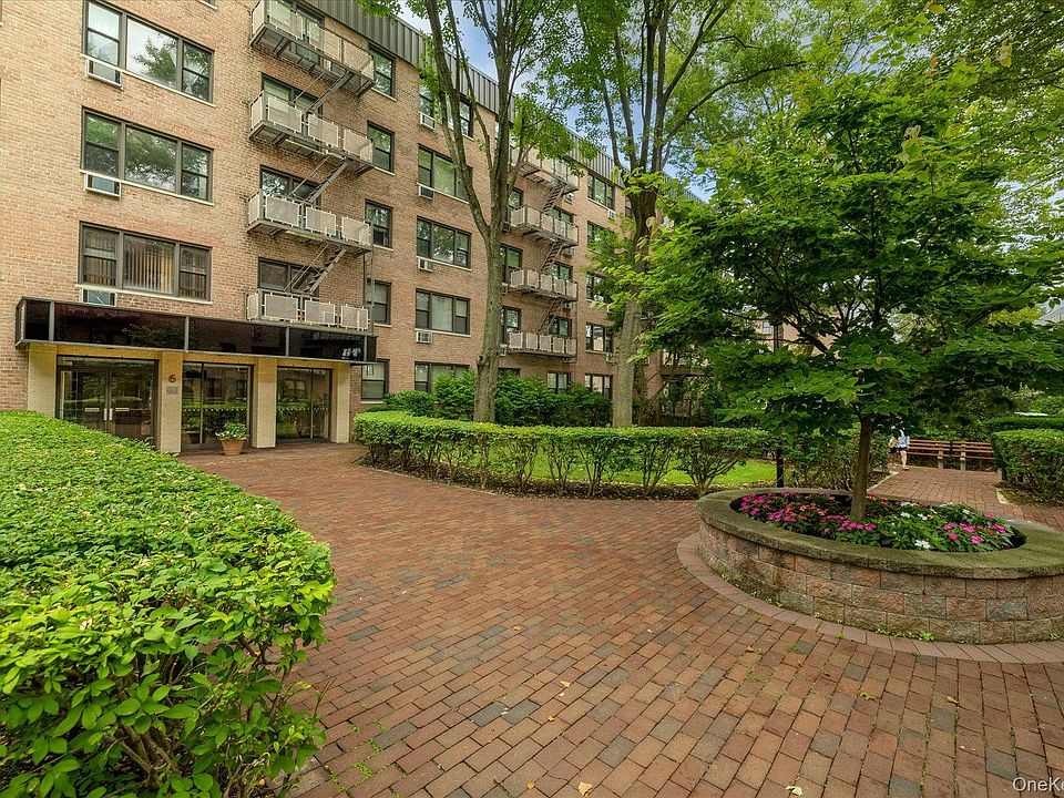 1st image of 6 Birchwood Court #3B